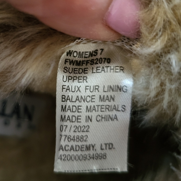 Magellan Chelsea Slip On Botties 7. Tan Suede Slippers with Faux Fur Lining - Picture 5 of 14